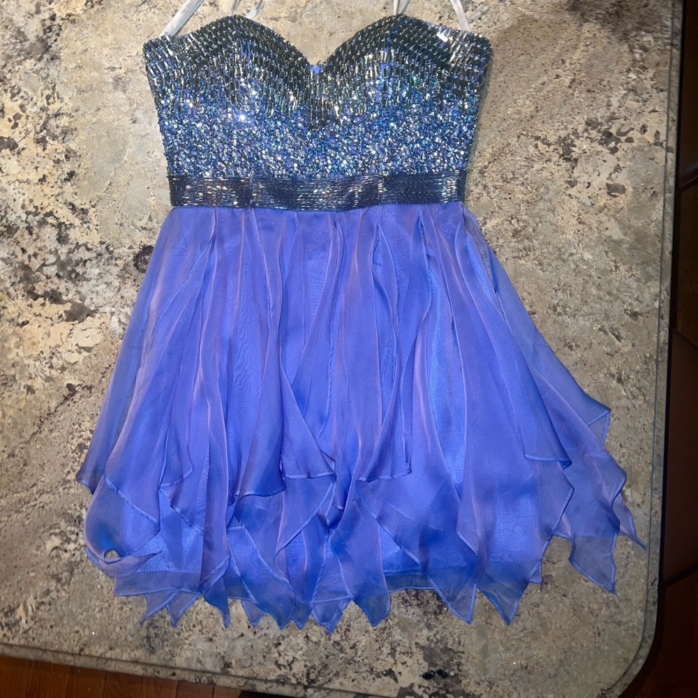 Strapless Sherri Hill homecoming dress
